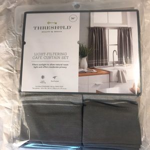 Light Filtering Cafe Curtain Set 42"×36" Gray w/Cream Stripe NEW